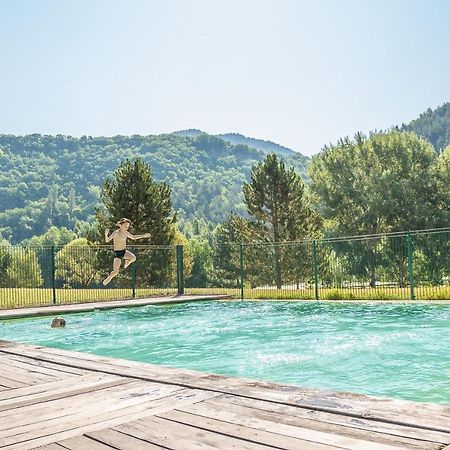 Les Chalets De Booz Saint-Germain-du-Teil Zewnętrze zdjęcie