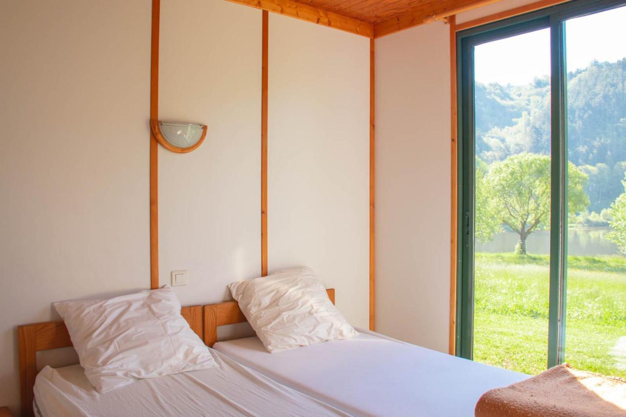 Les Chalets De Booz Saint-Germain-du-Teil Zewnętrze zdjęcie