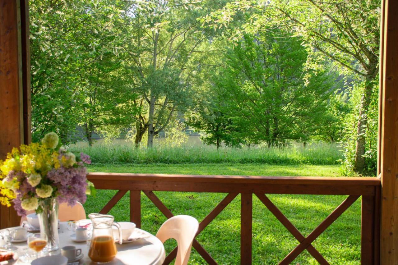 Les Chalets De Booz Saint-Germain-du-Teil Zewnętrze zdjęcie