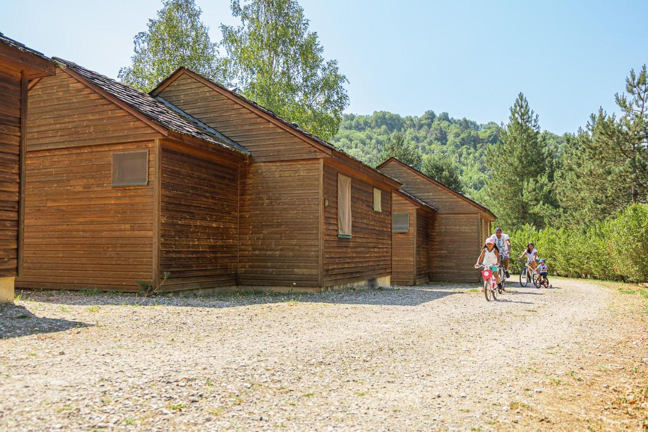 Les Chalets De Booz Saint-Germain-du-Teil Zewnętrze zdjęcie