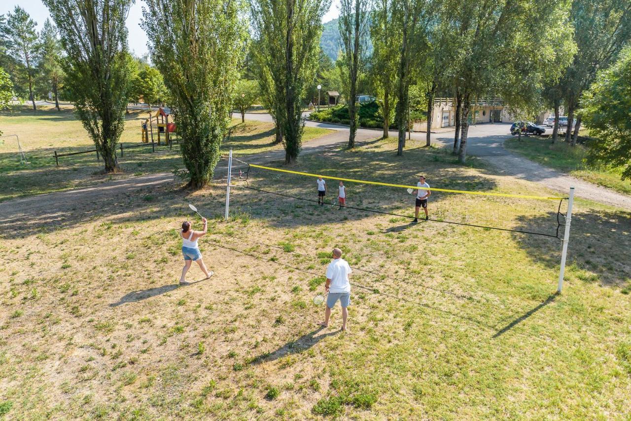 Les Chalets De Booz Saint-Germain-du-Teil Zewnętrze zdjęcie